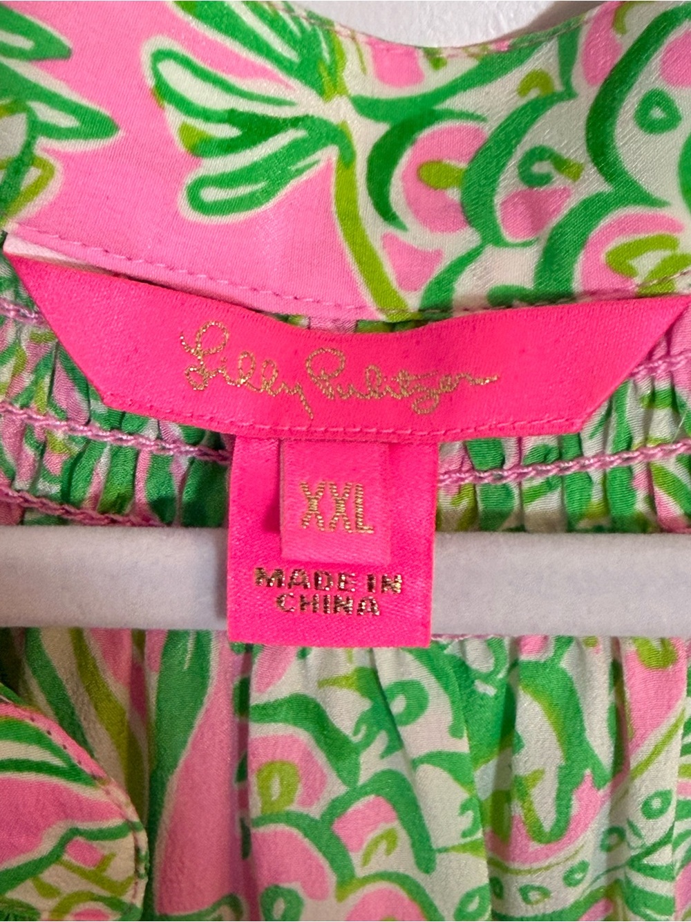 Lilly Pulitzer NWOT Elsa Silk Top Fins and Flippers $168 - Picture 3 of 5